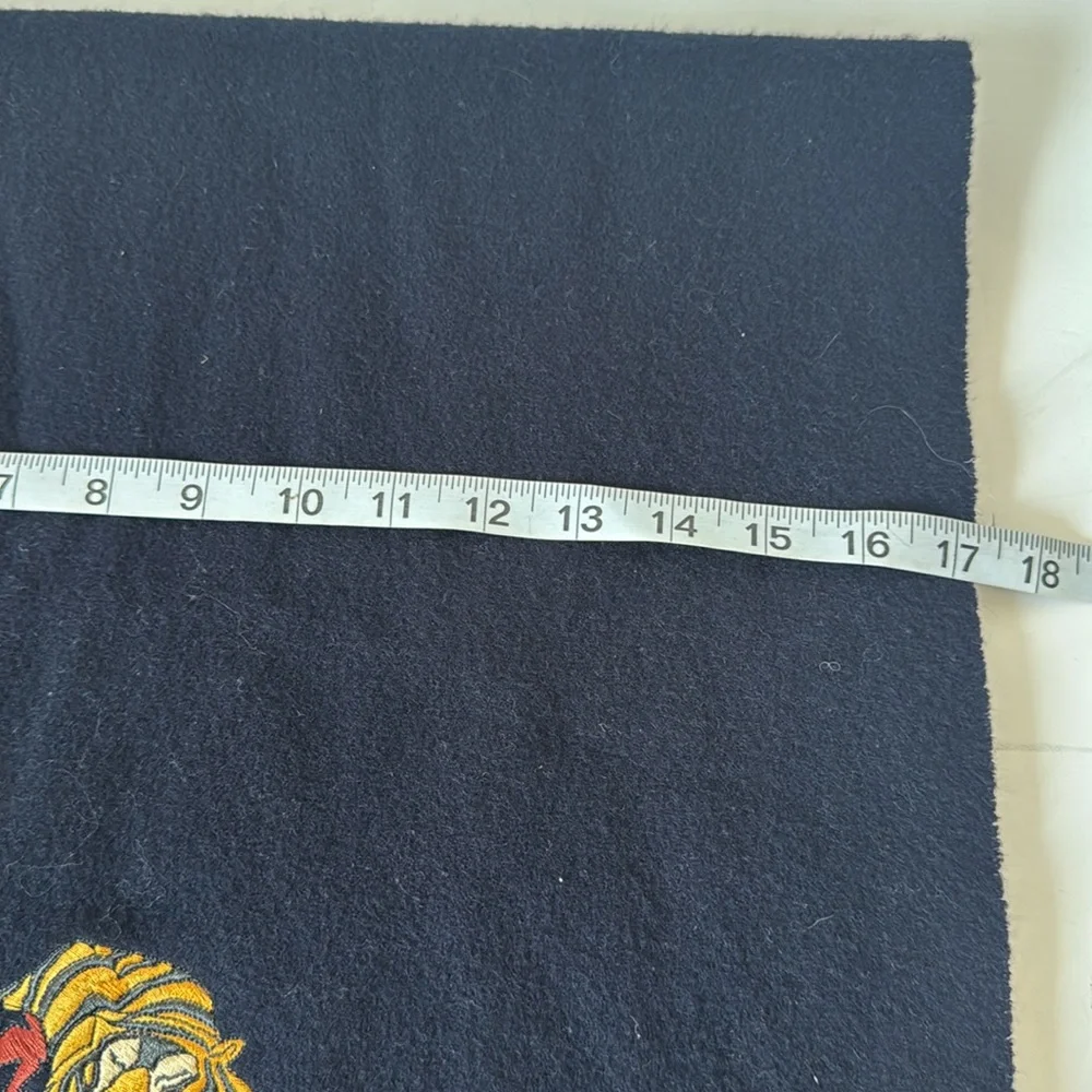 Vintage iceberg scarf